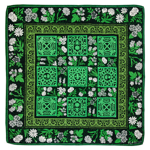 Vita's White Garden Scarf