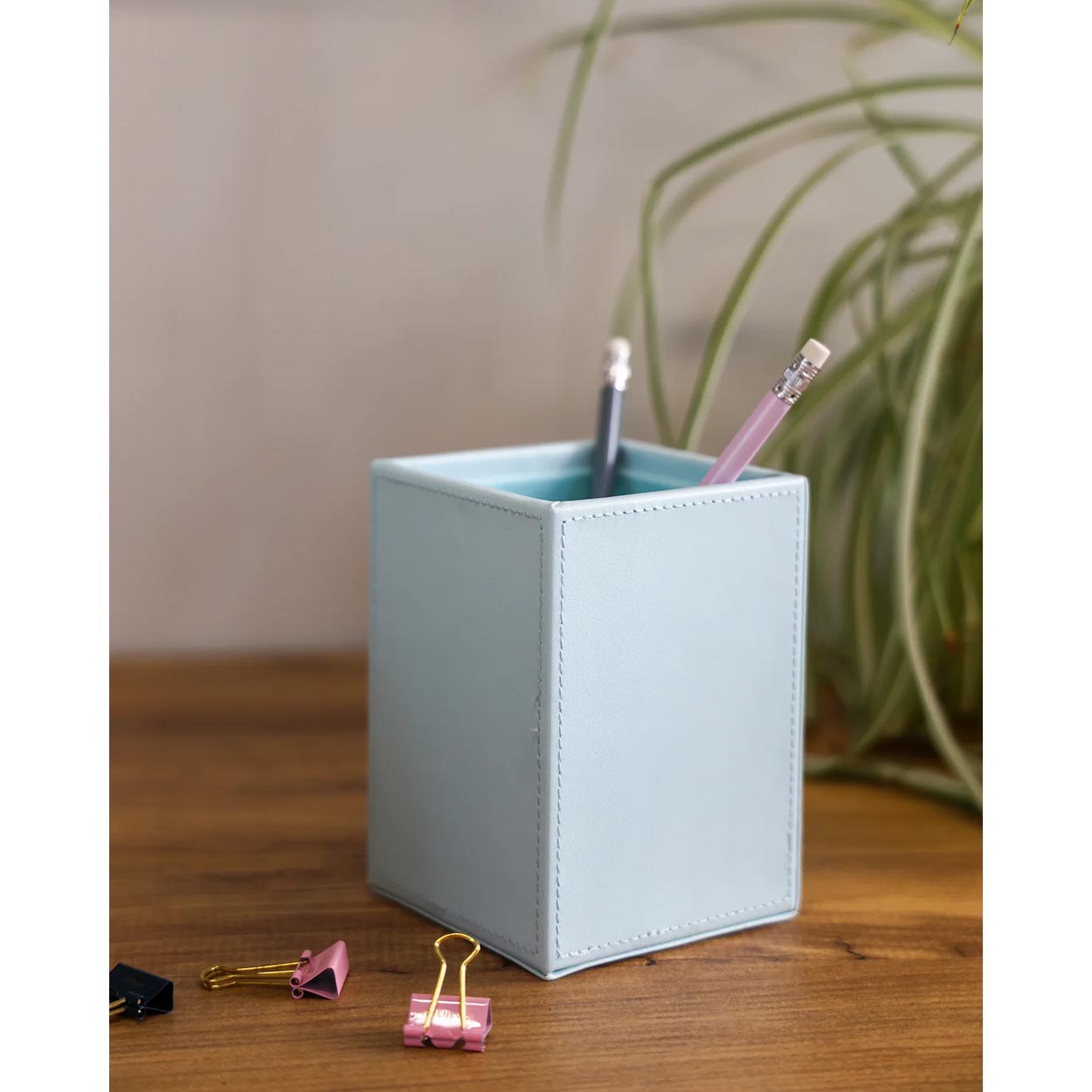 Blue Pen Pot