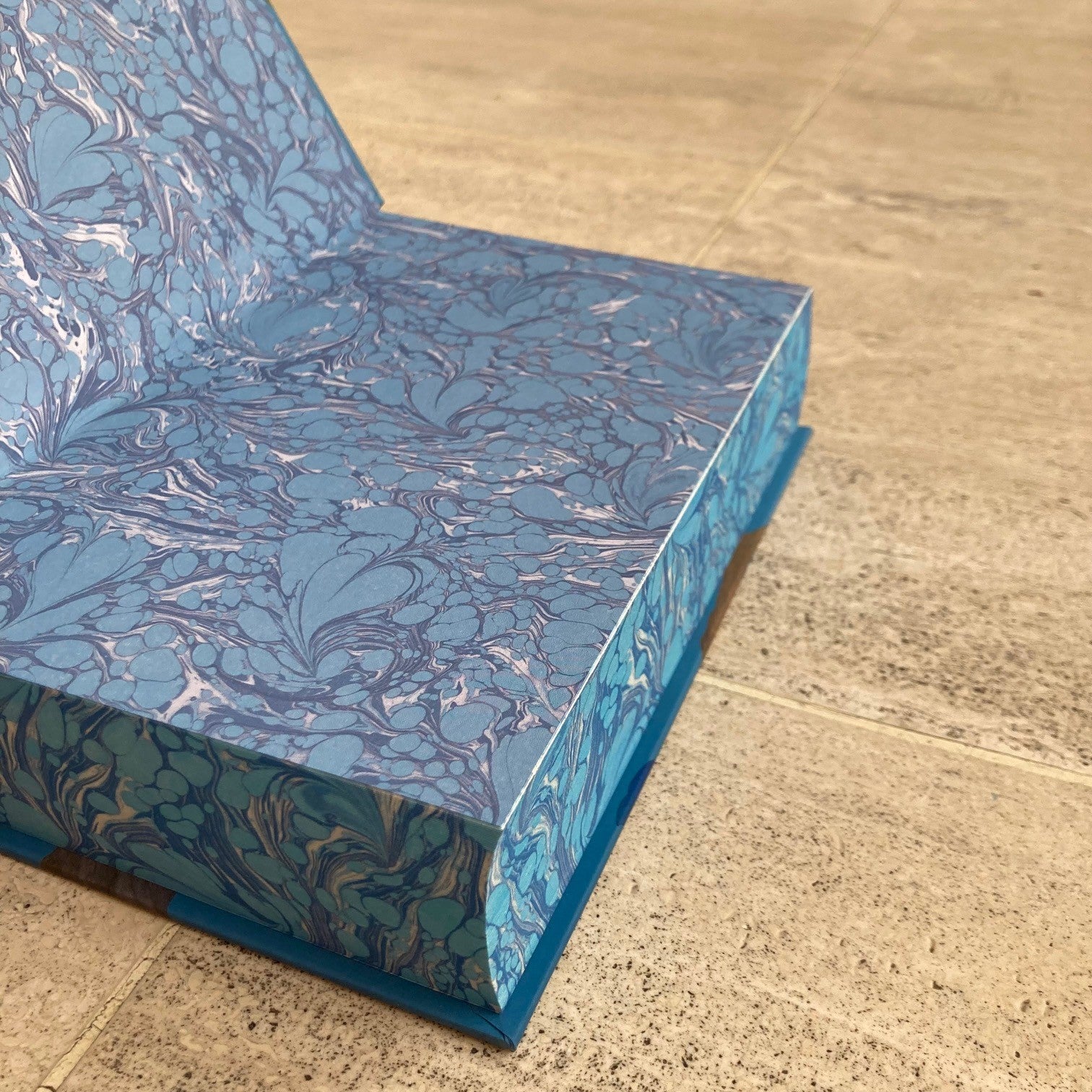Jane Eyre (Marbled, Sprayed Edge Edition)