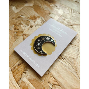 Moon Needle Minder