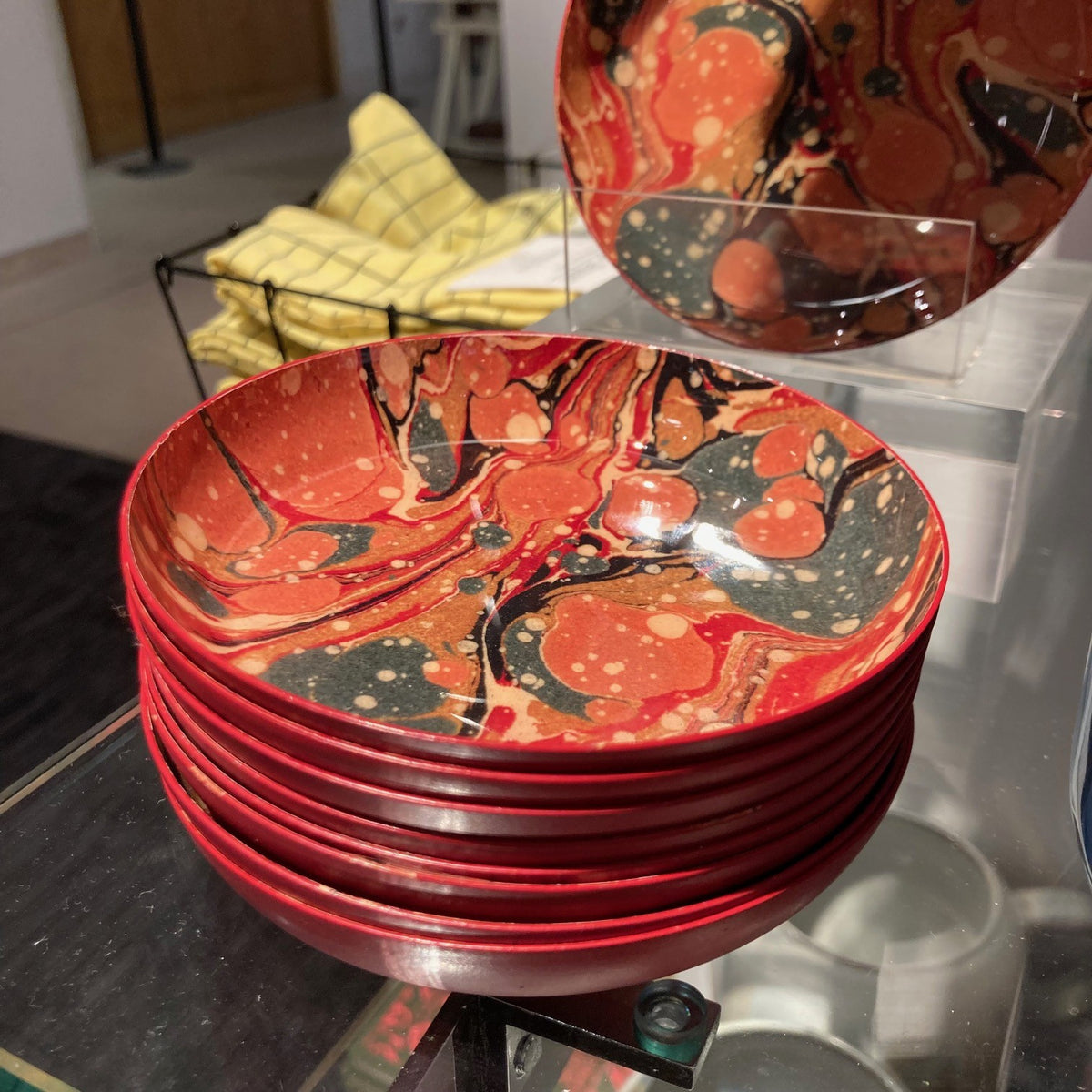 Marbled Round Tray