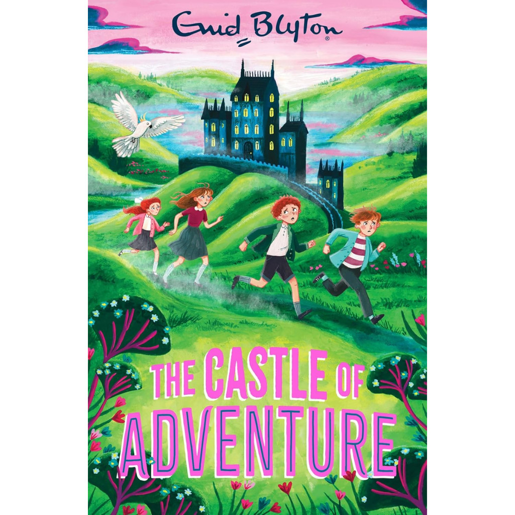 Book cover of 'The Castle of Adventure' by Enid Blyton with children running towards a castle.
