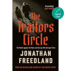 Book cover of 'The Traitors Circle' by Jonathan Freedland with a silhouette of two people on a street.
