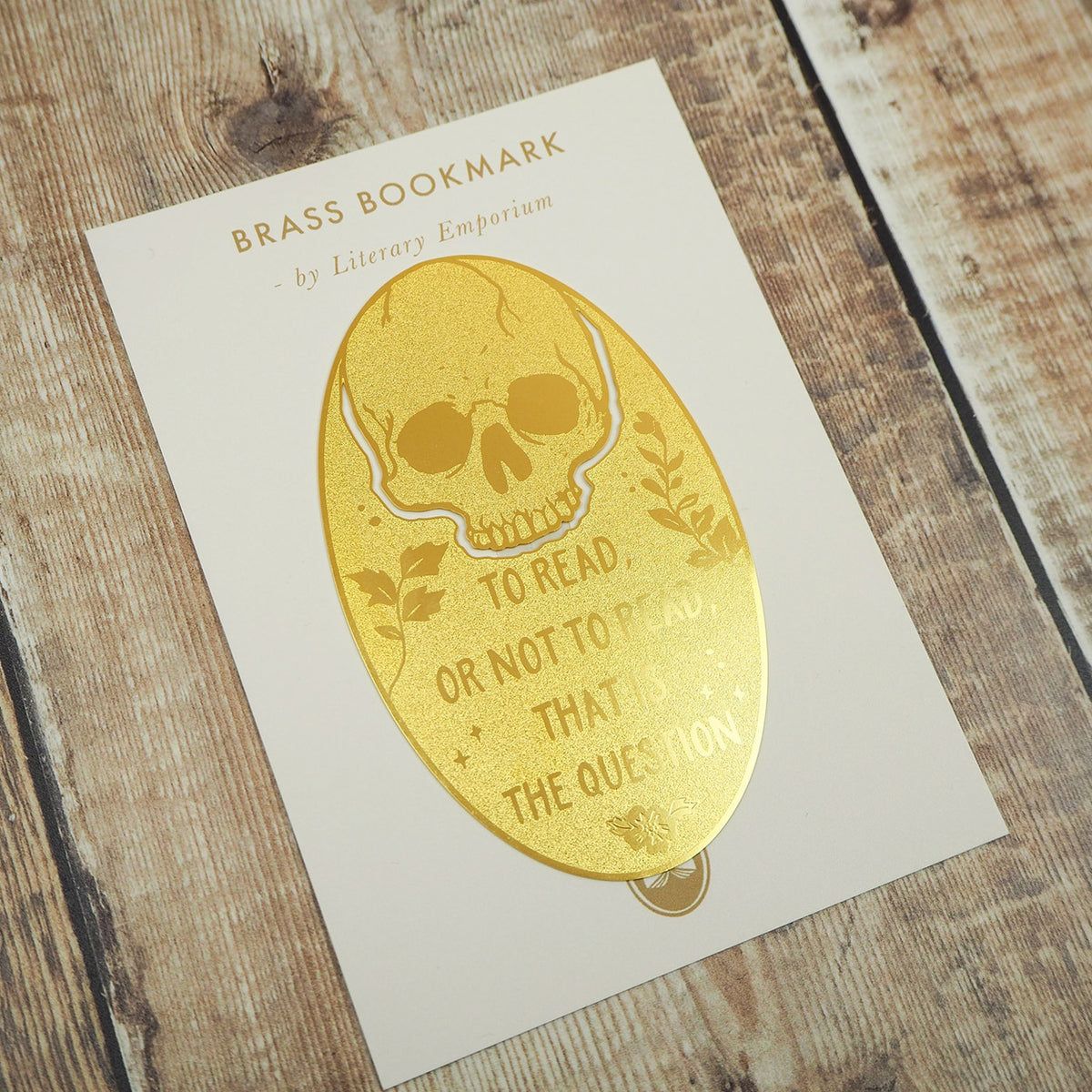 Hamlet Skull Bookmark 'To Read Or . . .' in packaging